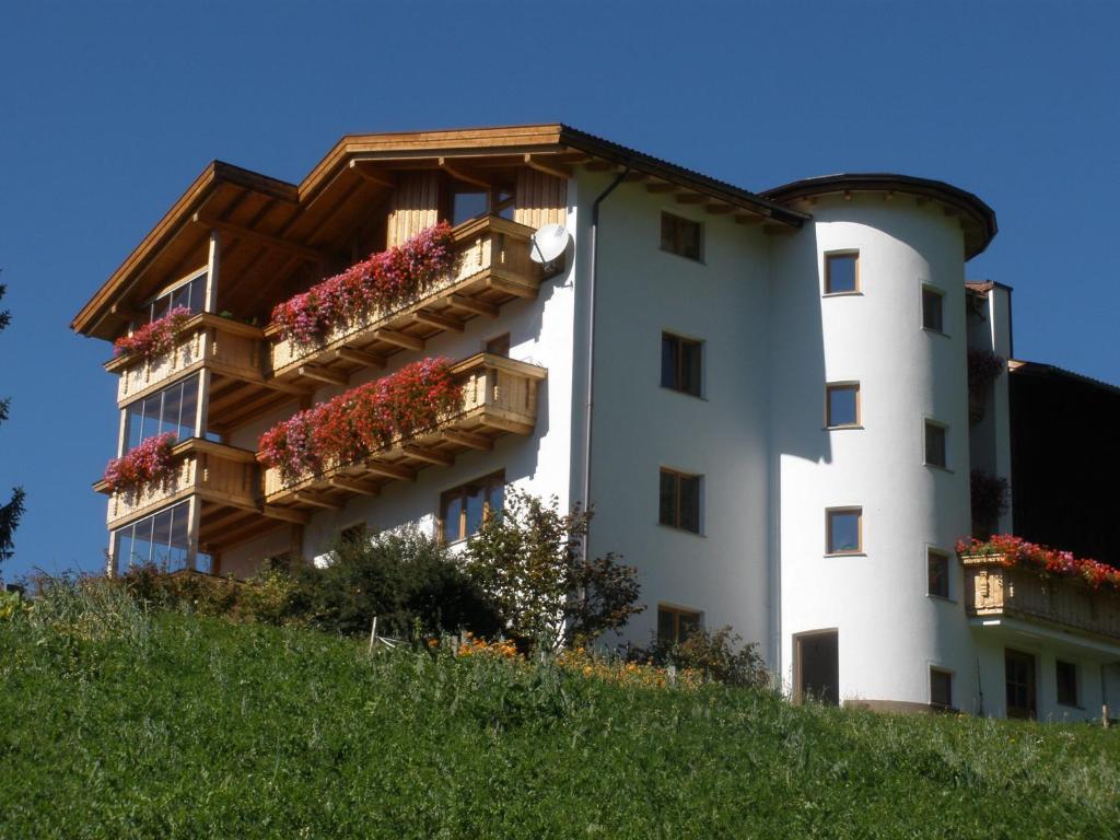 Appartement Haus Lentsch à Kaunerberg Extérieur photo
